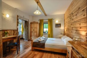 lóżko małżeńskie