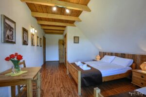 lóżko małżeńskie