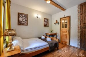 lóżko małżeńskie